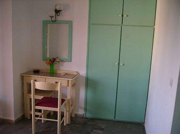 Anna Maria Studios And Apartments Мораитика Екстериор снимка