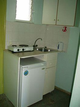 Anna Maria Studios And Apartments Мораитика Екстериор снимка